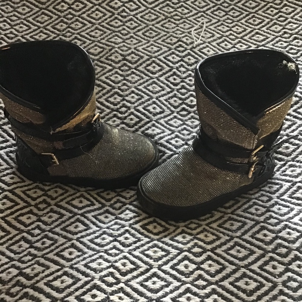 Boots - Picture 2 of 2